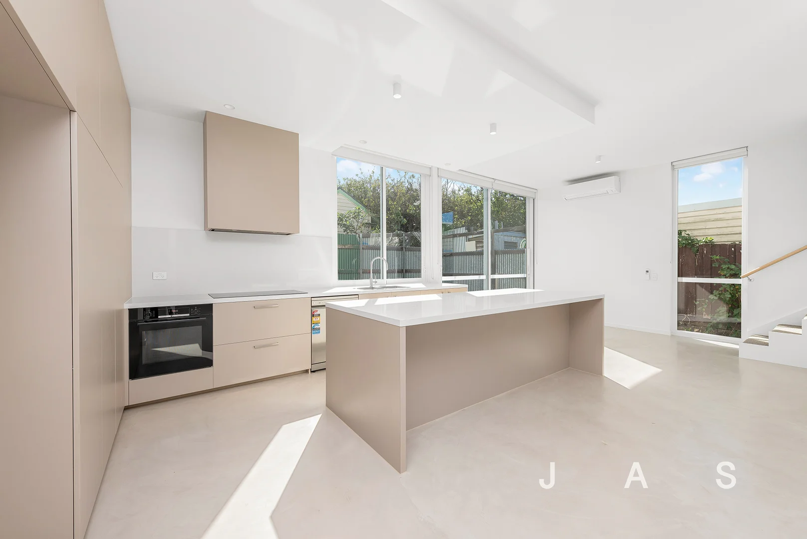 Additional image 6 of 16 Ovens Street, Yarraville VIC 3013