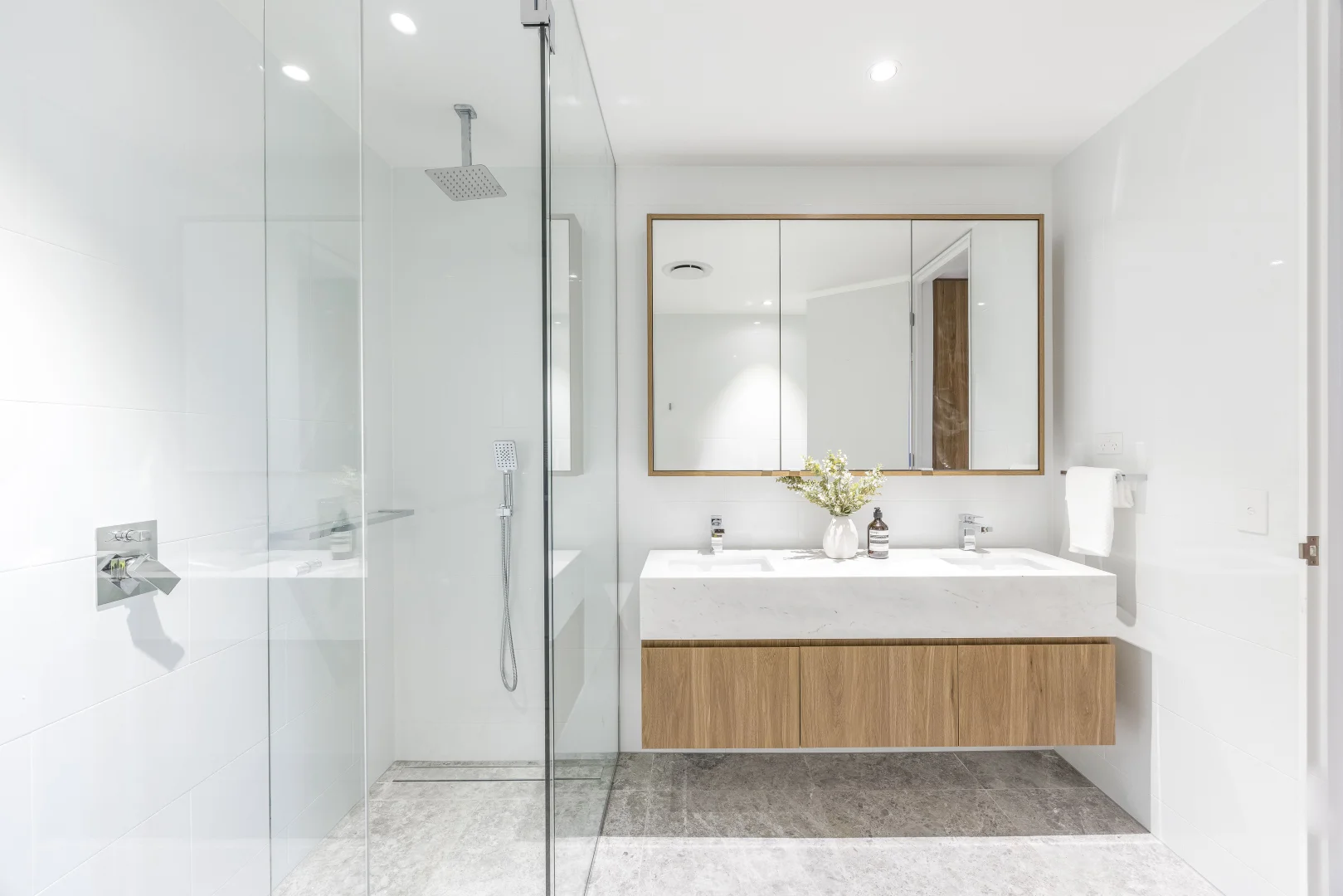 Additional image 14 of 26 - 28 Alexandra Avenue, Mermaid Beach QLD 4218