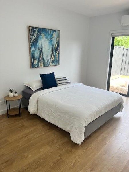 1 bedrooms Studio in 48 quail cres MELTON VIC, 3337
