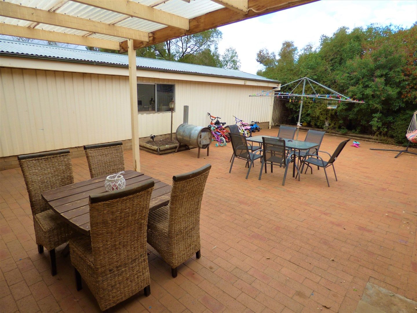 195 Farnell Street, Forbes NSW 2871, Image 2