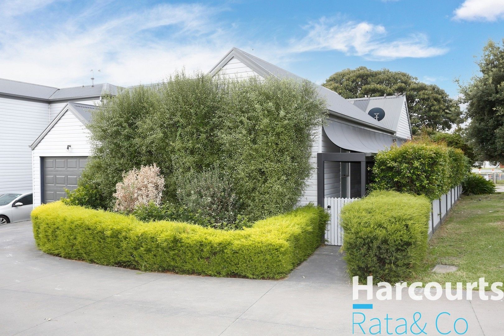 2 bedrooms Apartment / Unit / Flat in 1/39 Old Plenty Road SOUTH MORANG VIC, 3752