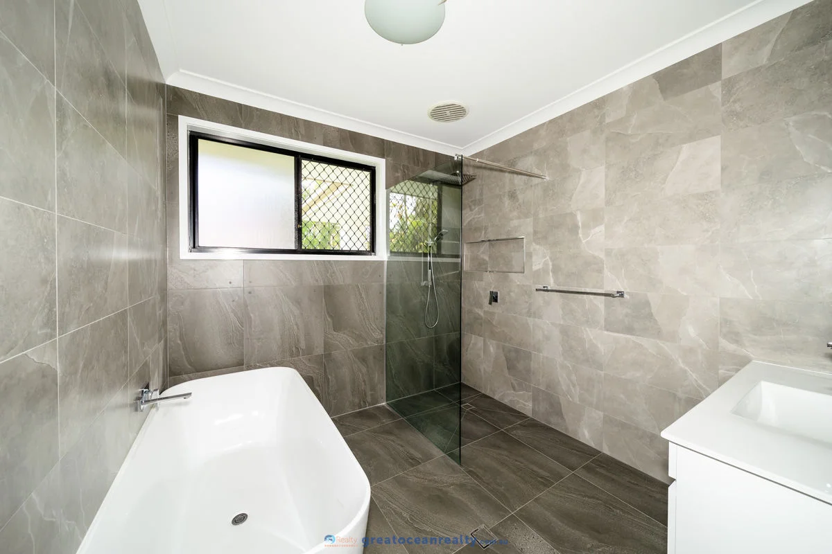 Additional image 11 of 6 Portreeves Place, Arundel QLD 4214