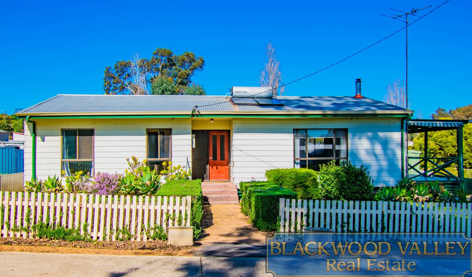 5 Blechynden Street, Boyup Brook WA 6244 Domain