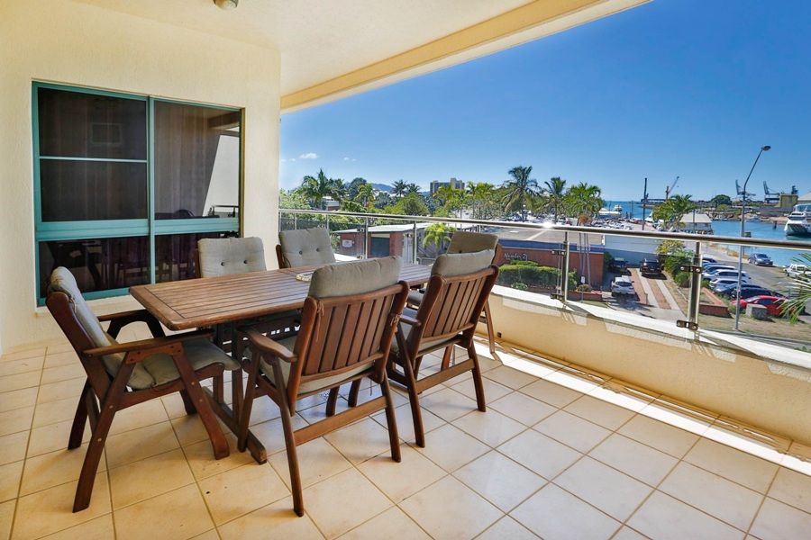 19/1 The Strand , Townsville City Property History & Address Research