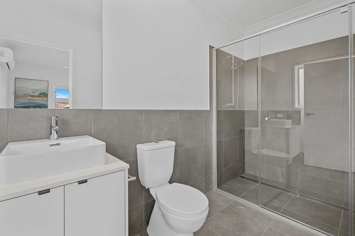 Additional image 4 of 1/15 Kakadu St, Redland Bay QLD 4165