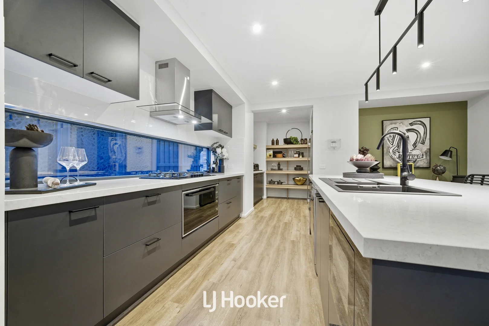 Additional image 8 of 26 Zagros Street, Clyde North VIC 3978