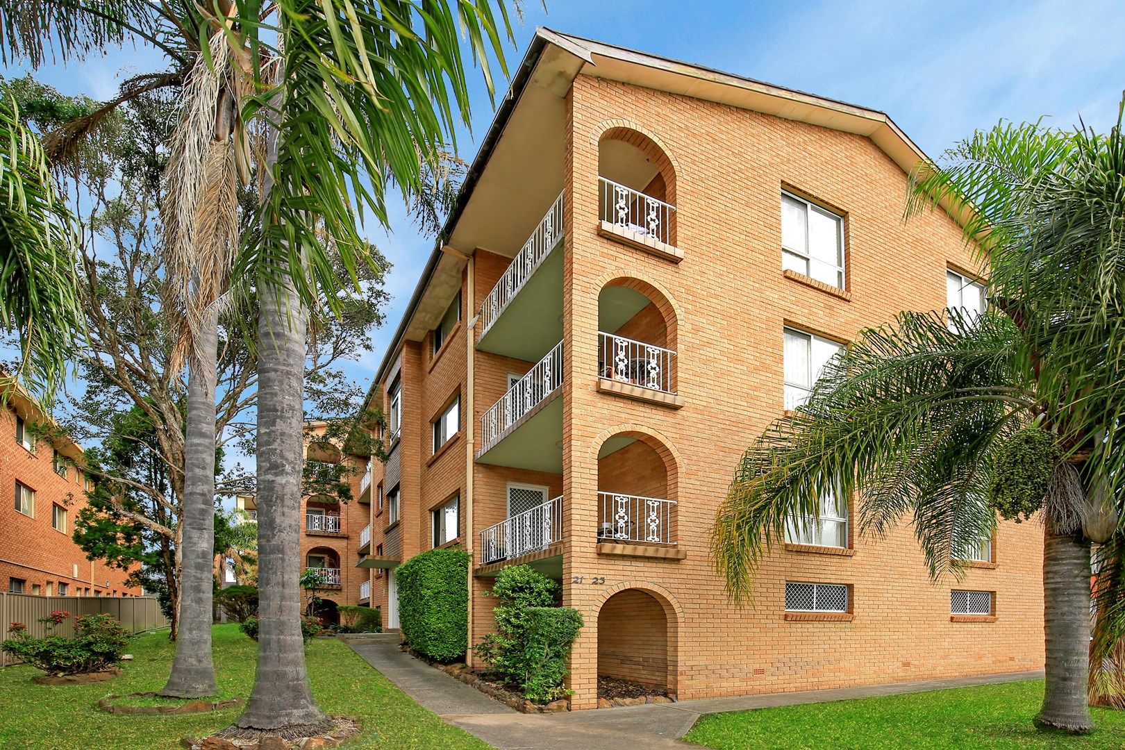 2 bedrooms Apartment / Unit / Flat in 6/21-23 Smith Street WOLLONGONG NSW, 2500