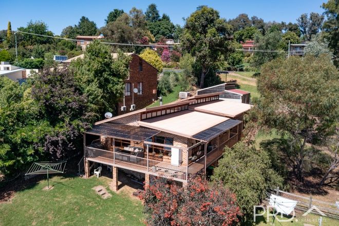Picture of 124 Dalhunty Street, TUMUT NSW 2720