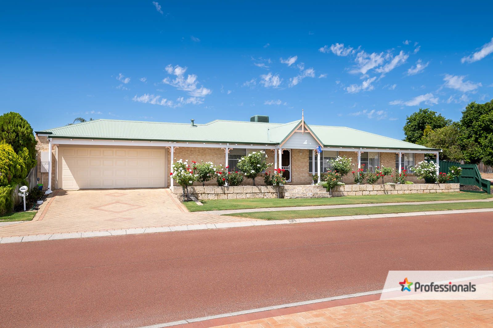 14 Valley Views Drive, Landsdale WA 6065, Image 0