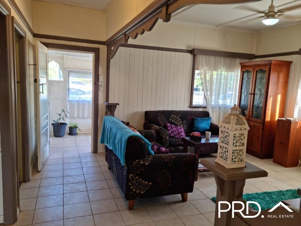 22 Cardigan Street, Granville QLD 4650, Image 2