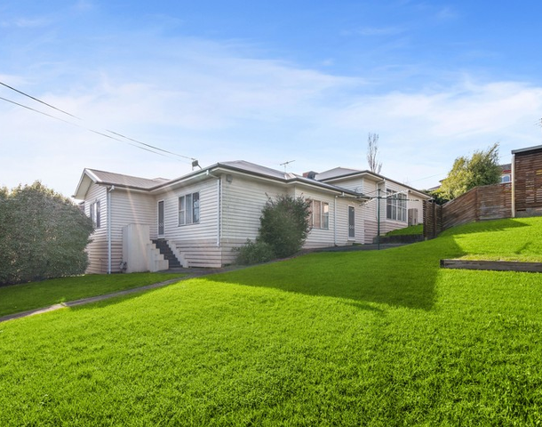 18 Anderson Street, Lilydale VIC 3140