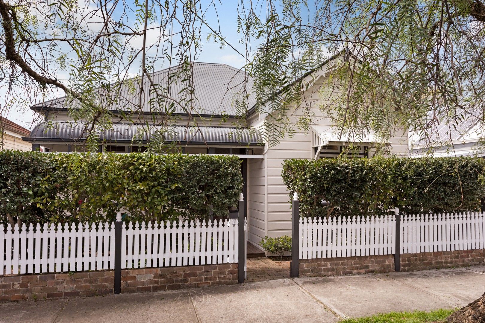 3 bedrooms House in 33 Paling Street LILYFIELD NSW, 2040