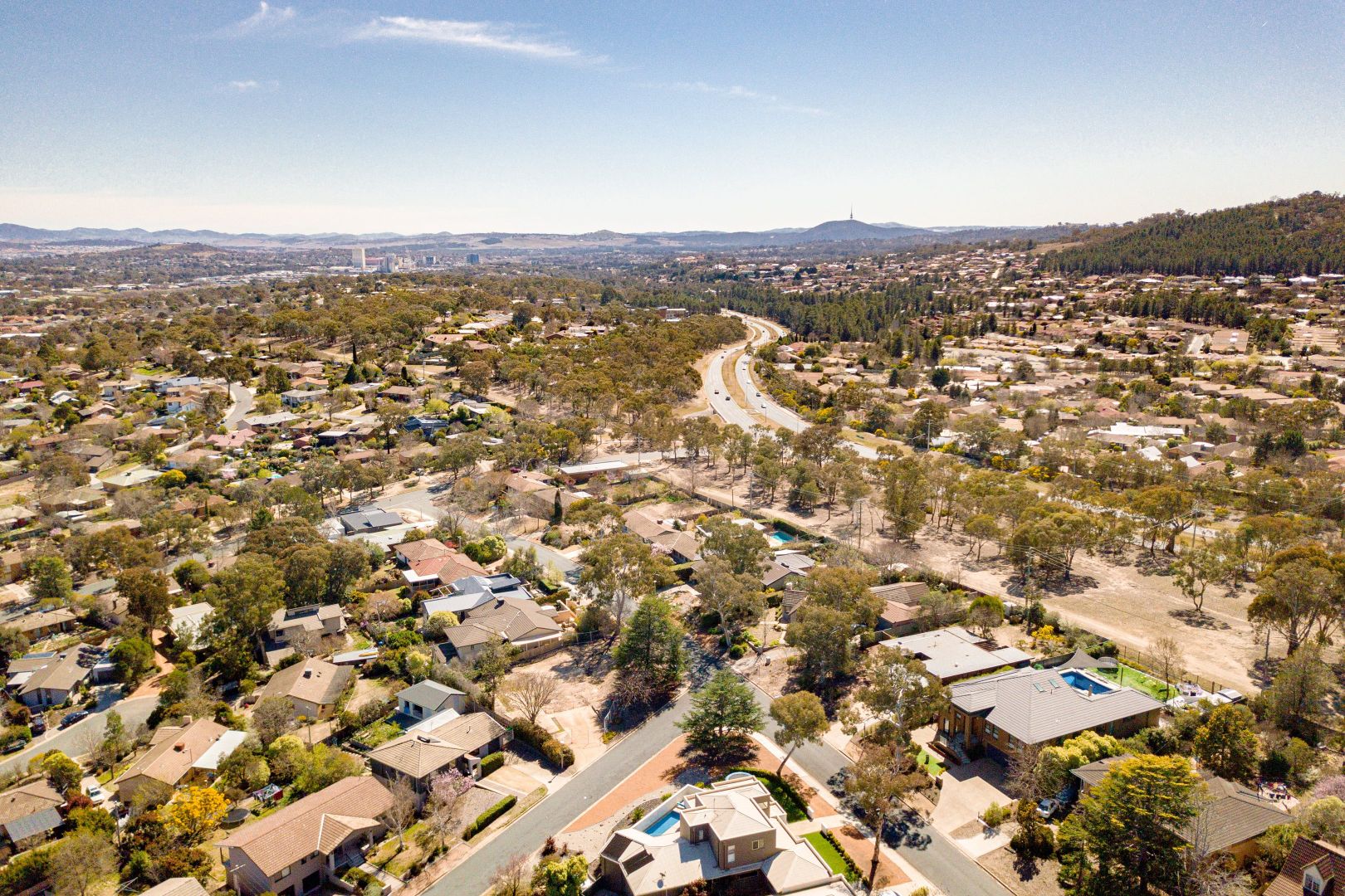 14 Hawkesbury Crescent, Farrer ACT 2607, Image 1