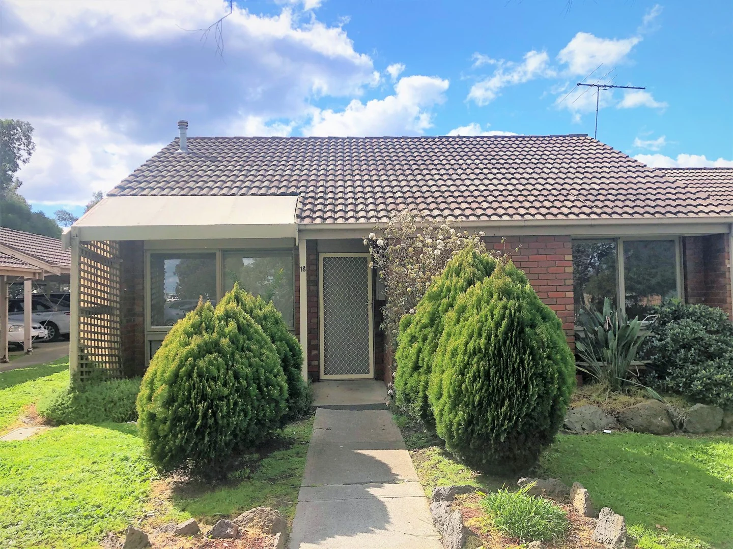 18/1 Bethany Ct, South Morang VIC 3752