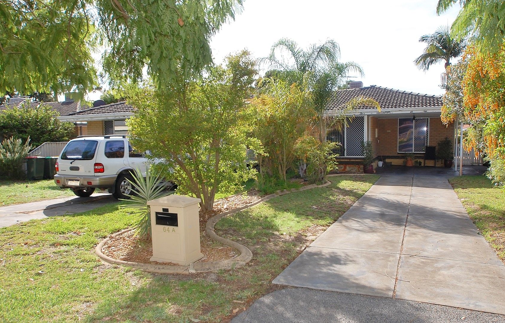 4 bedrooms Duplex in 64 Ida Street BASSENDEAN WA, 6054