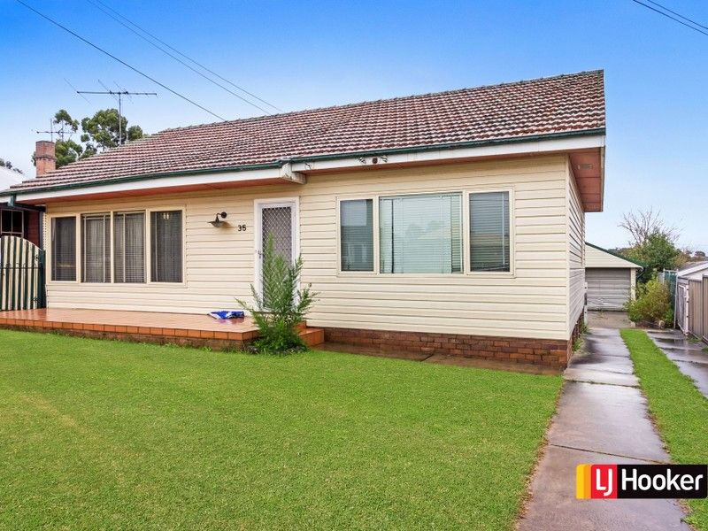 35 Wall Park Avenue, Seven Hills NSW 2147, Image 0