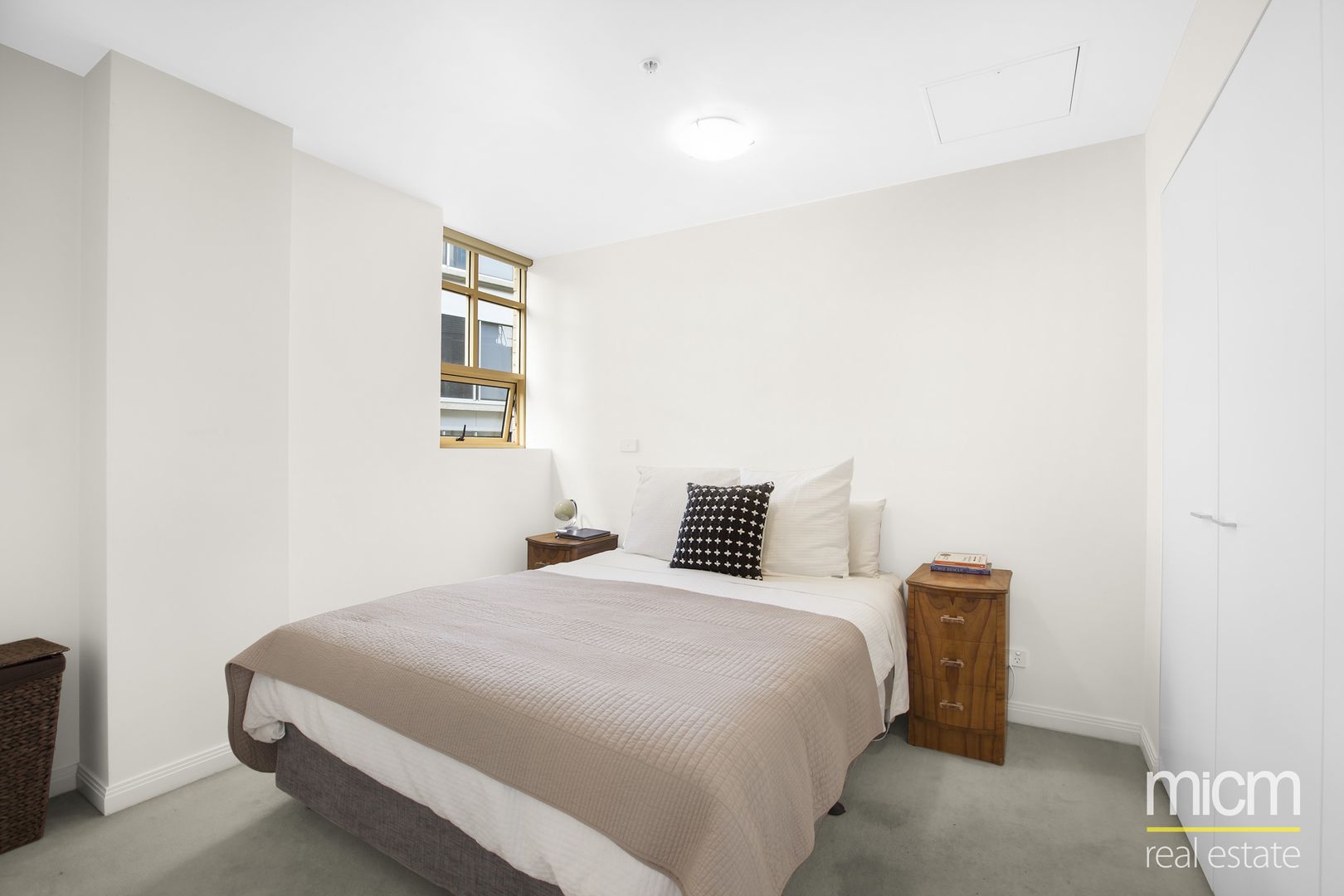 306D/336 Russell Street, Melbourne VIC 3000, Image 2