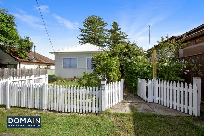 Picture of 23 Barrenjoey Road, ETTALONG BEACH NSW 2257