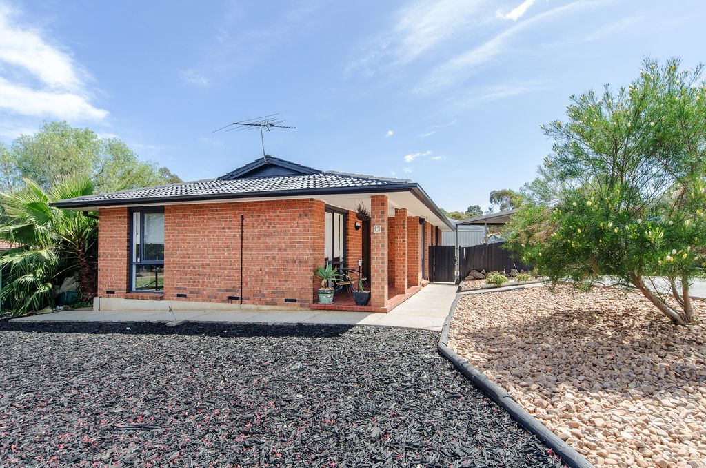 12 Vilna Crescent, HACKHAM WEST SA 5163, Image 1