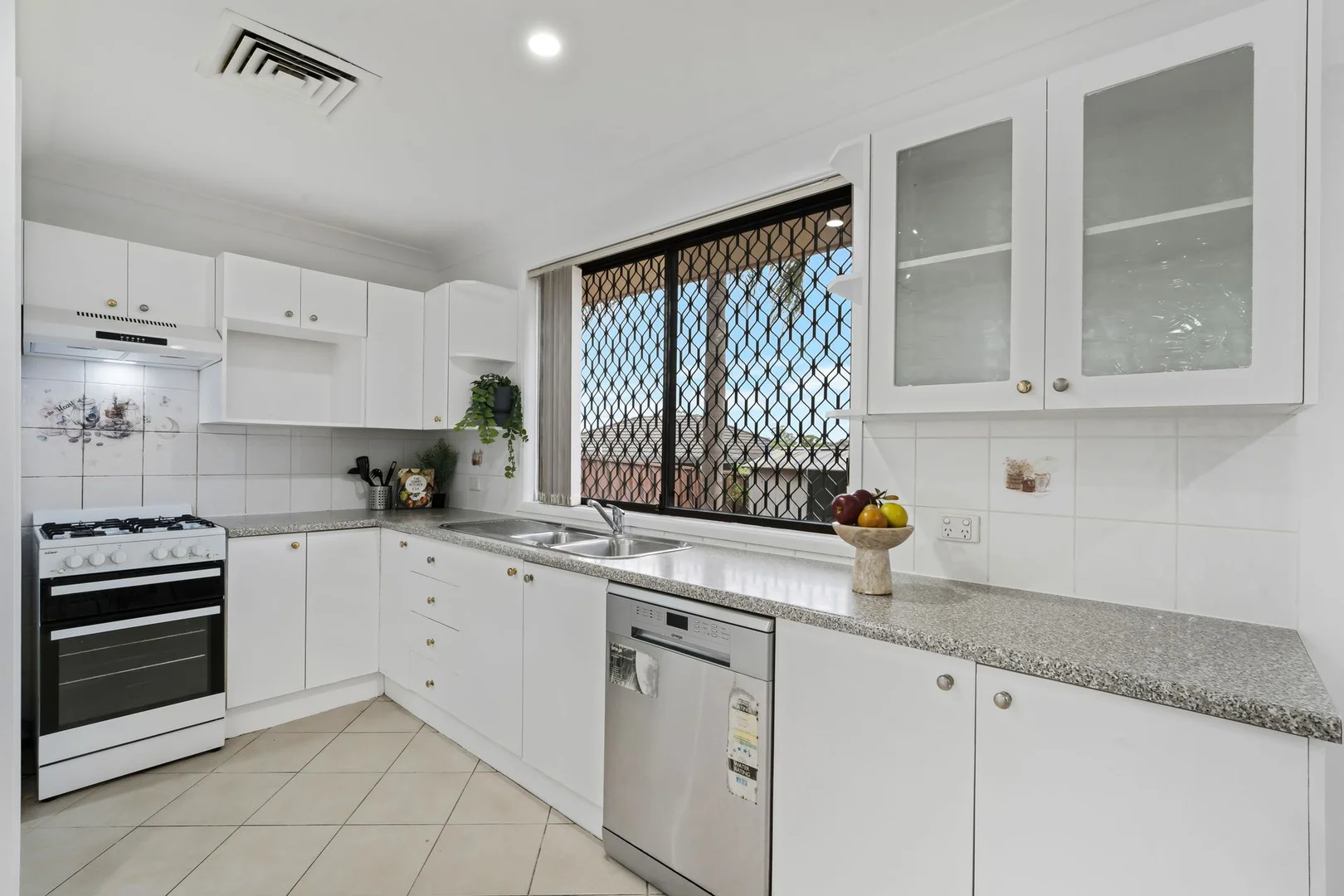 Additional image 5 of 116 Swan Circuit, Green Valley NSW 2168