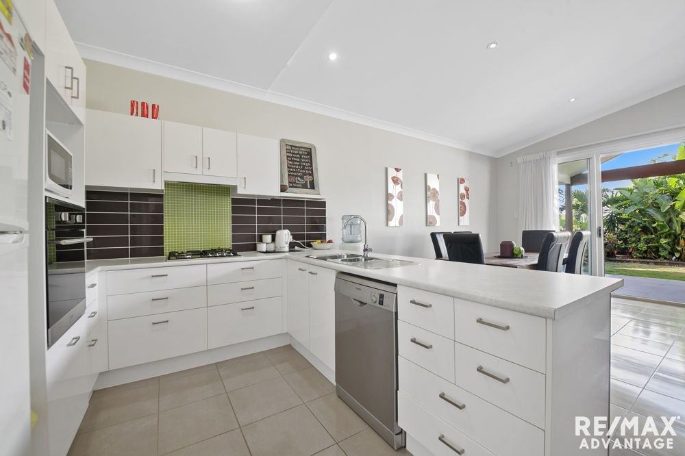 106 Kamarin Street, Manly West QLD 4179, Image 2