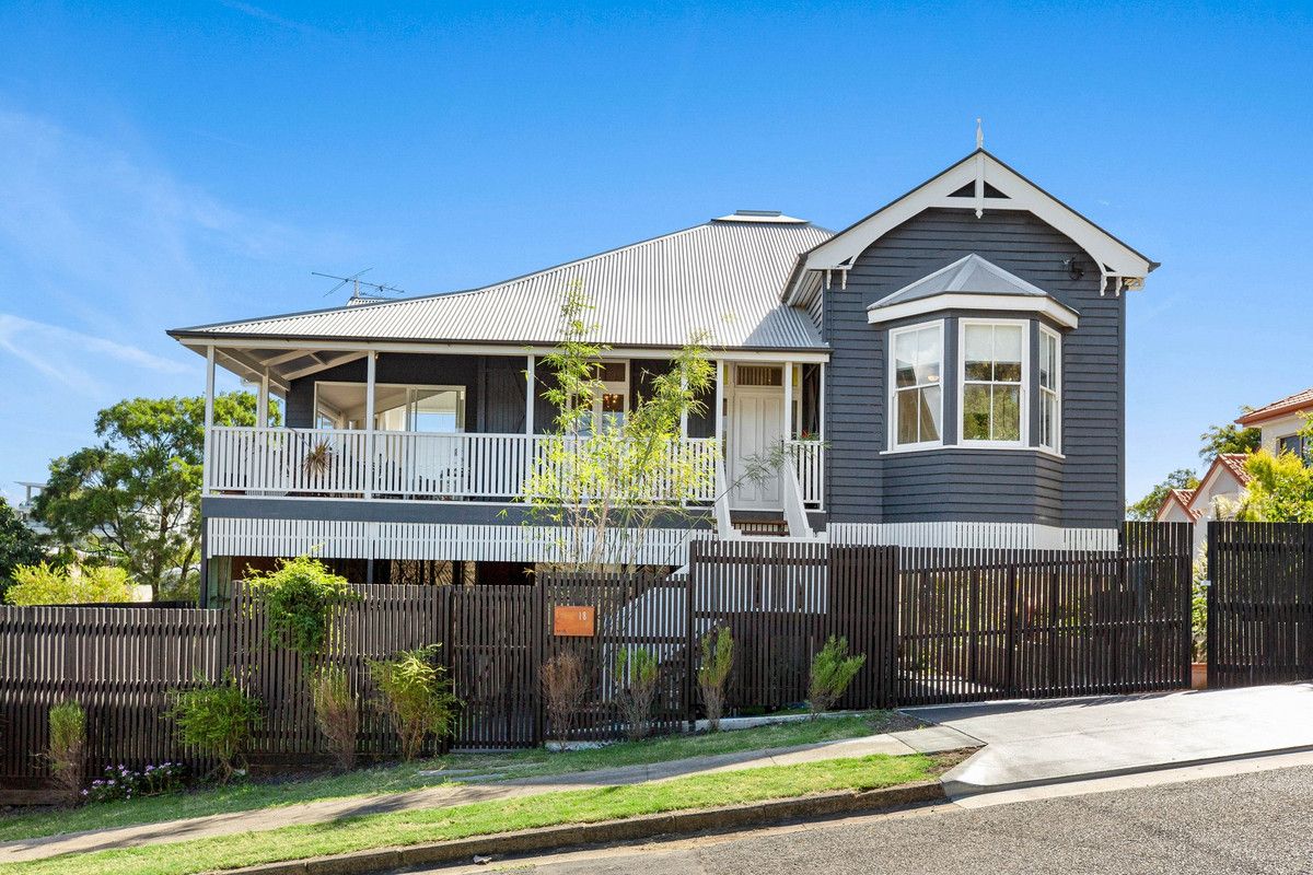 3 bedrooms House in 18 Aldridge Street AUCHENFLOWER QLD, 4066