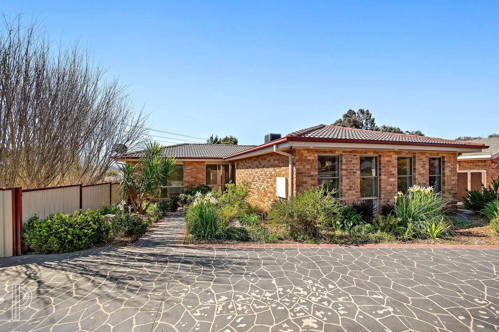 9 Buckmaster Crescent, Dunlop ACT 2615, Image 0