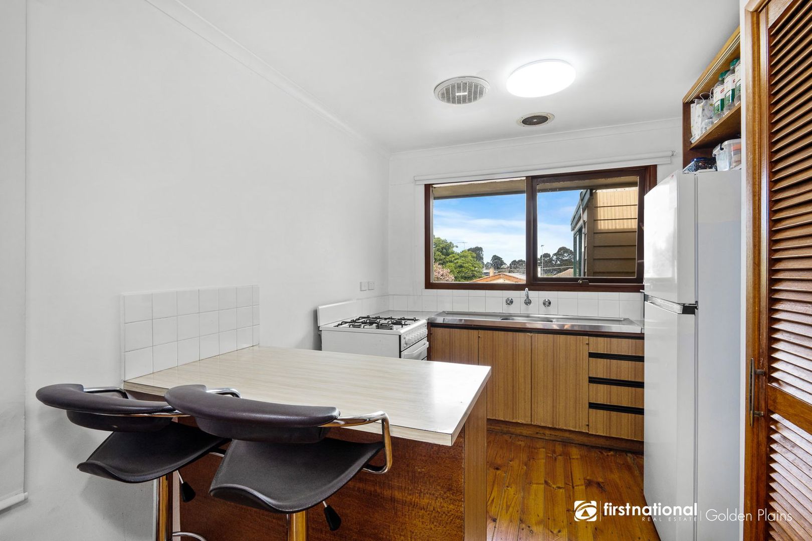 43 Cambra Road, Belmont VIC 3216, Image 2
