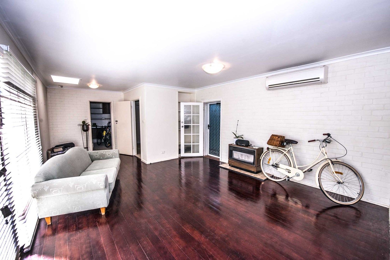 2 bedrooms Apartment / Unit / Flat in 10a Normandy Road ELWOOD VIC, 3184