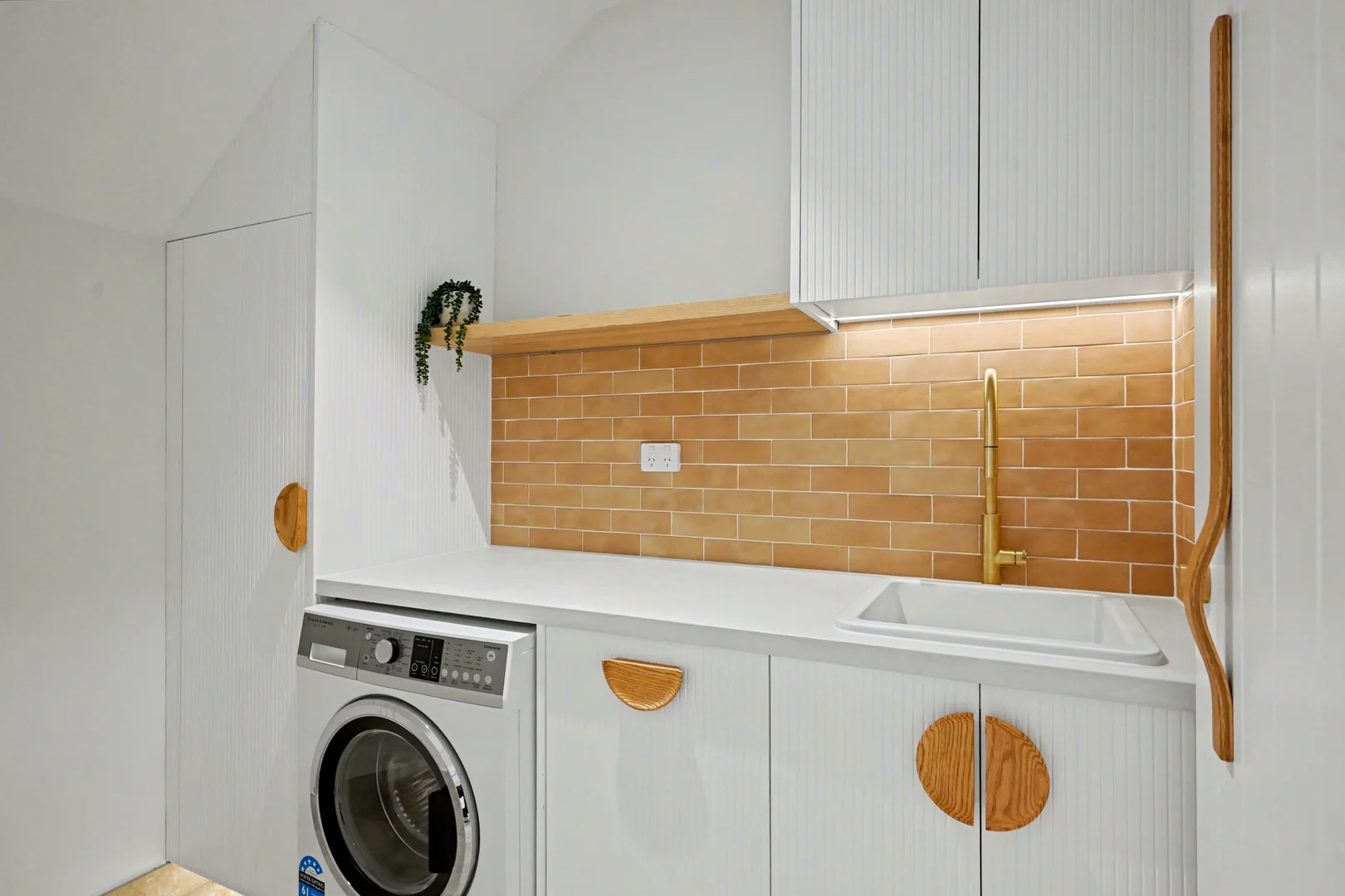 Additional image 12 of 376 Ocean View Road, Ettalong Beach NSW 2257