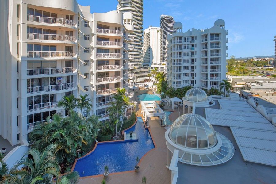 1 bedrooms Apartment / Unit / Flat in 24 Queensland Avenue BROADBEACH QLD, 4218