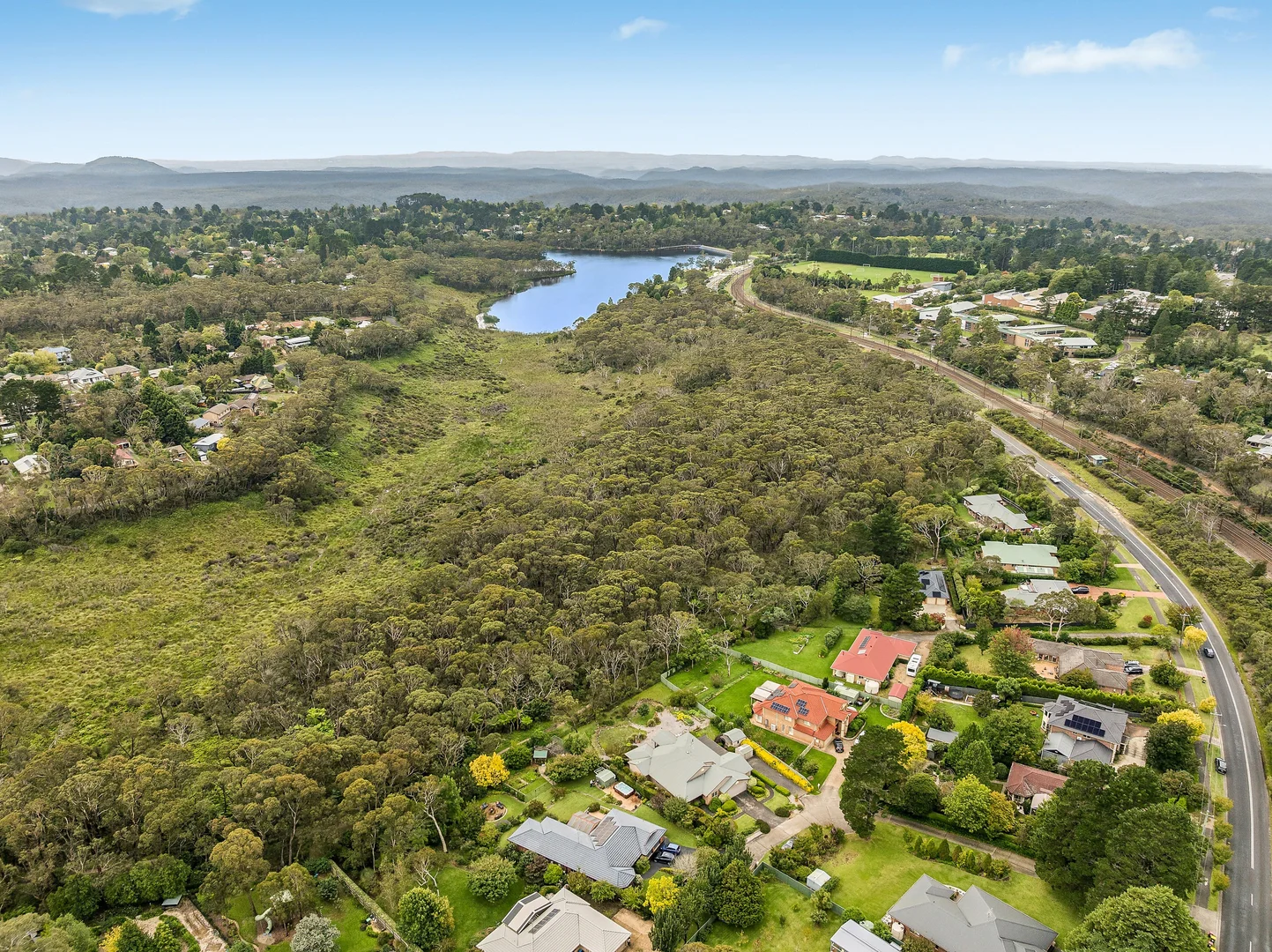 Additional image 20 of 81 Sinclair Crescent, Wentworth Falls NSW 2782