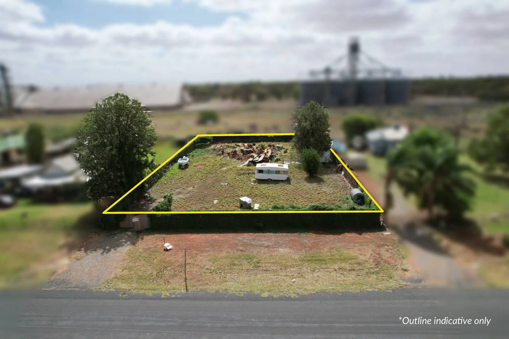 13 Uabba Street, Euabalong West NSW 2877