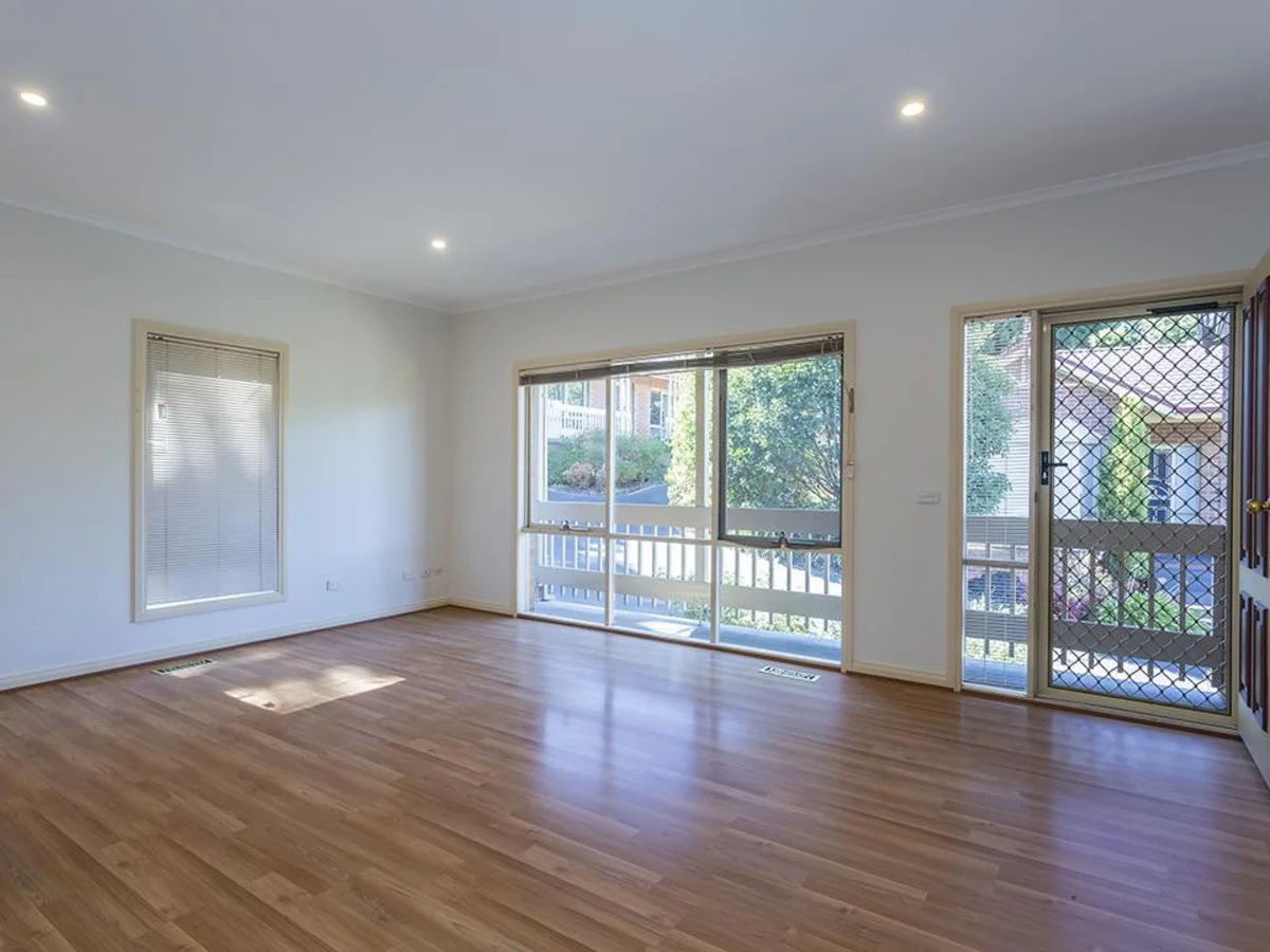 Additional image 3 of 8/135 Sherbourne Road, Montmorency VIC 3094
