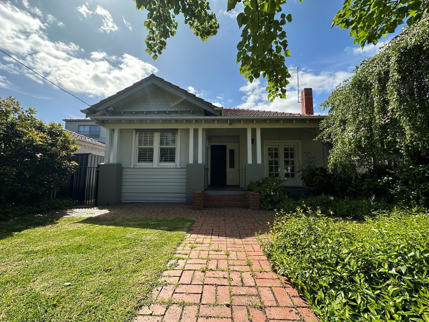 5 bedrooms House in 33 James Street SURREY HILLS VIC, 3127