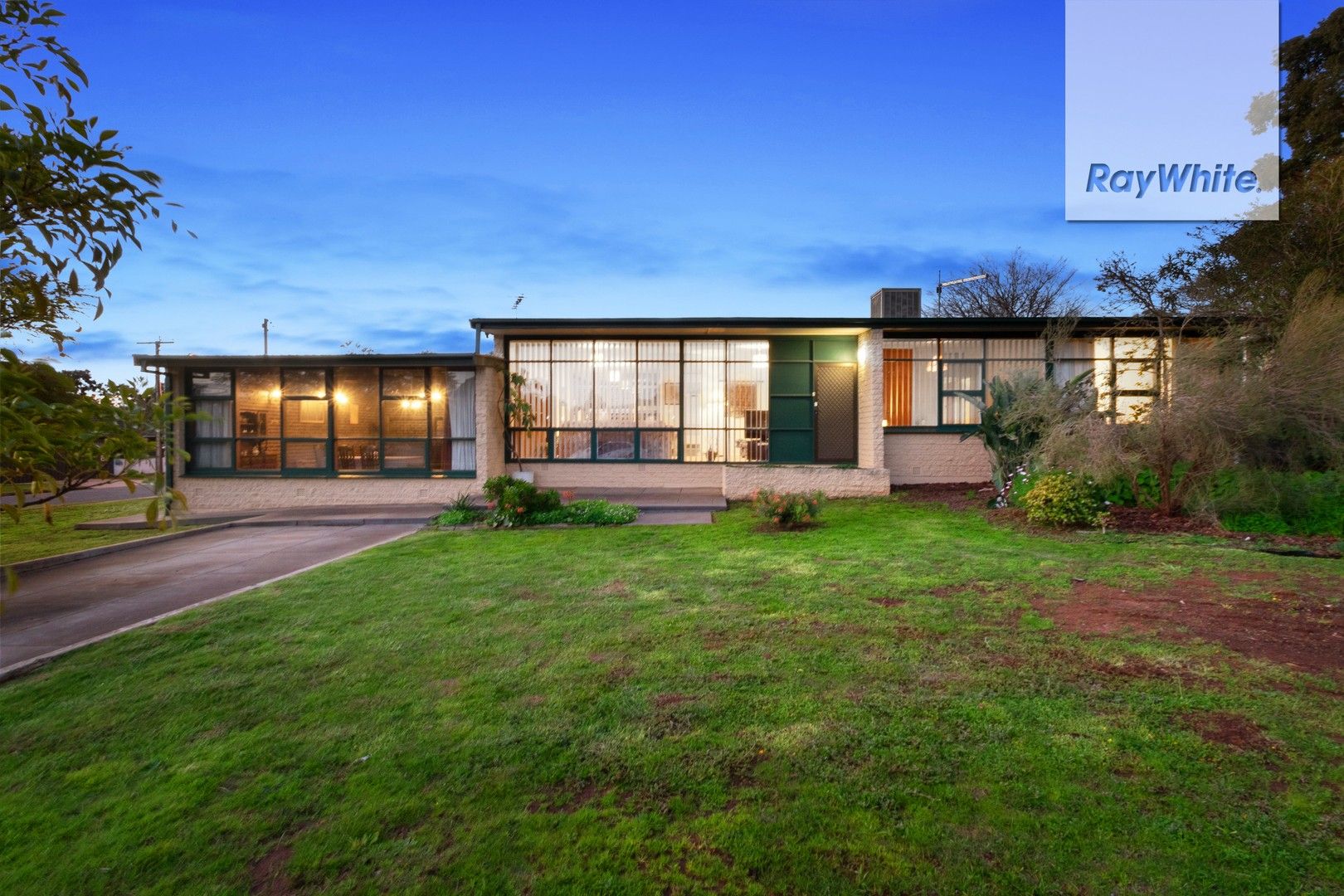 2 Barcoo Road, Para Hills SA 5096, Image 0