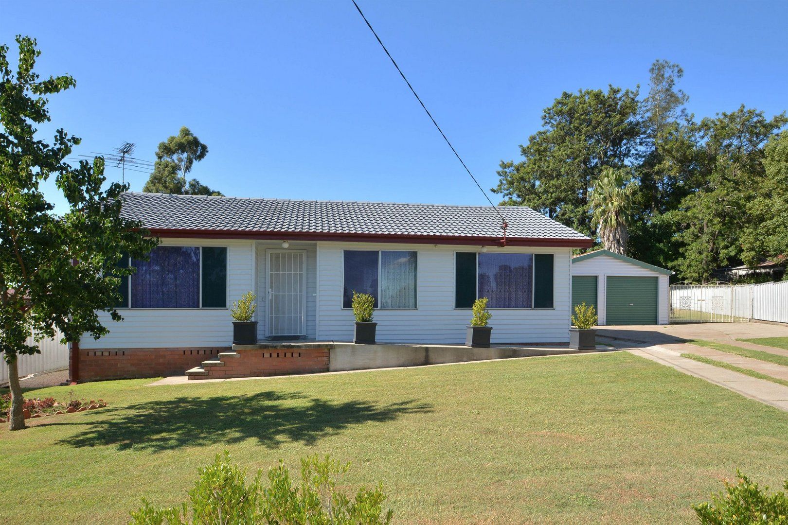 3 bedrooms House in 12 Buffier Crescent RUTHERFORD NSW, 2320