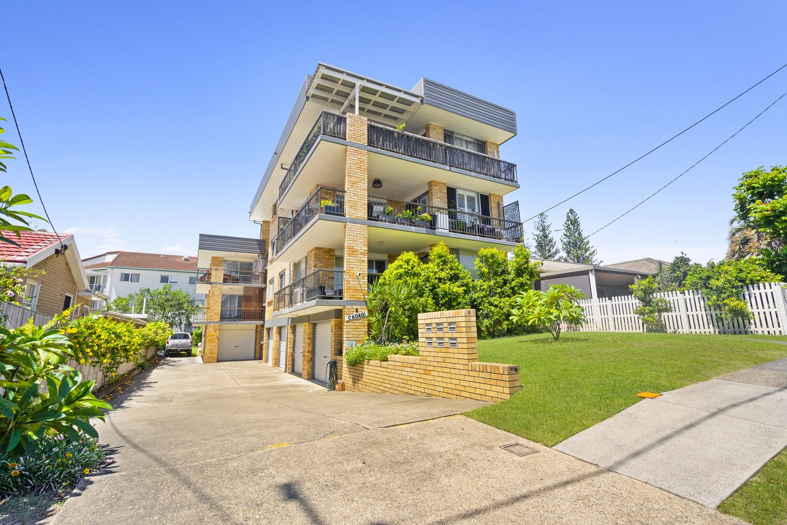 4/8 Riviera Road, Miami QLD 4220 | Domain