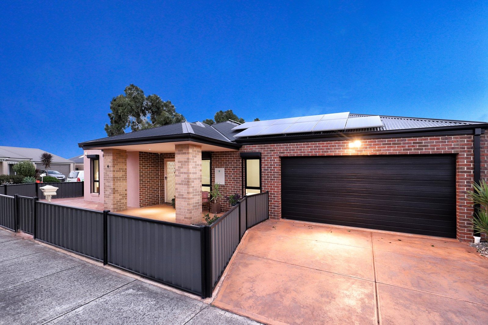 6 Redheugh Street, Craigieburn VIC 3064, Image 1