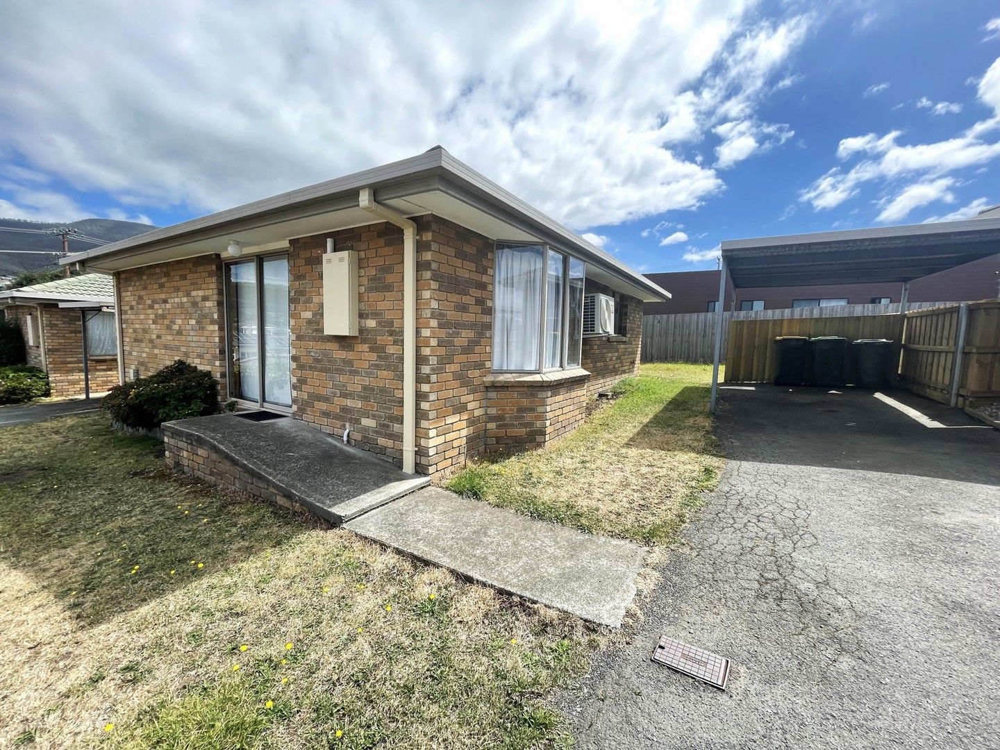 2 bedrooms Apartment / Unit / Flat in 2/56A Hilton Road CLAREMONT TAS, 7011