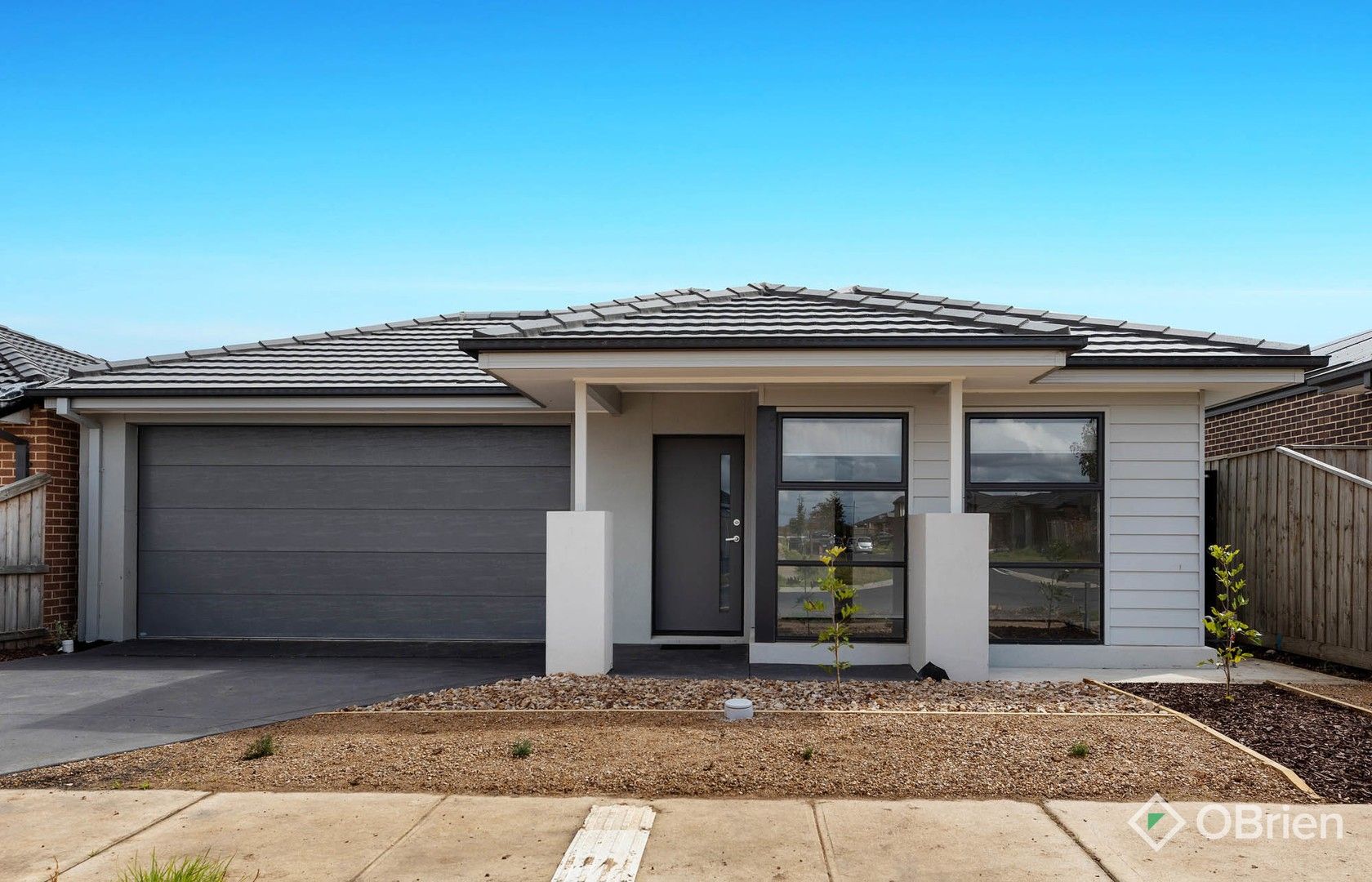 4 bedrooms House in 9 Palazzo Road FRASER RISE VIC, 3336