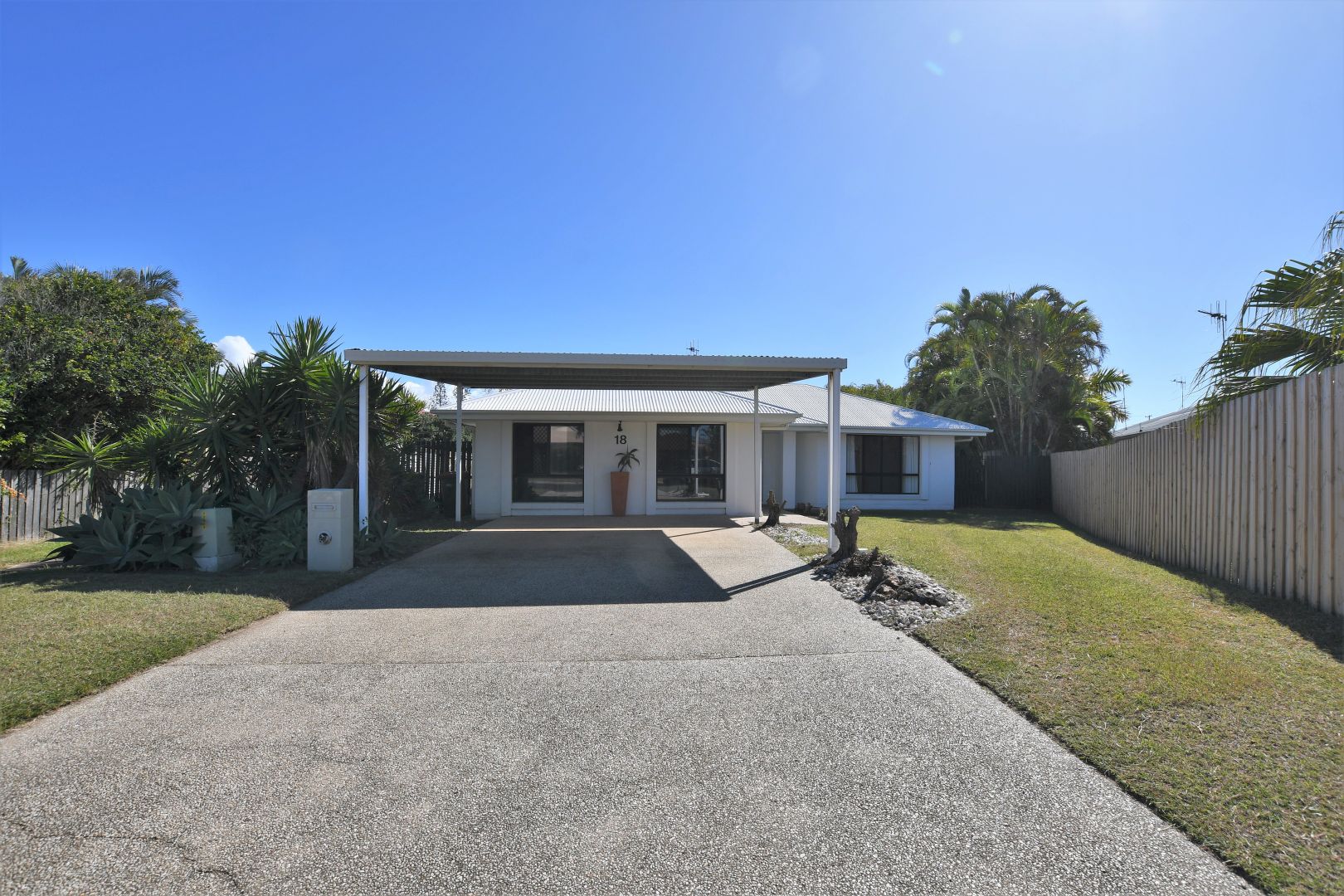 18 Pacific Court, Bargara QLD 4670