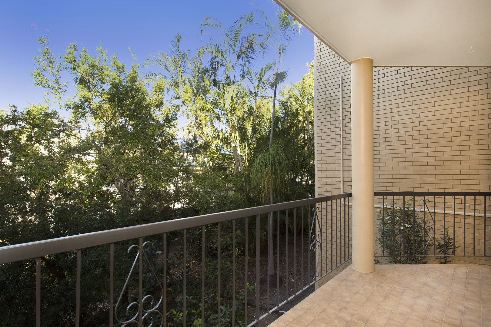 2/37 Alpha Street, Taringa QLD 4068, Image 1