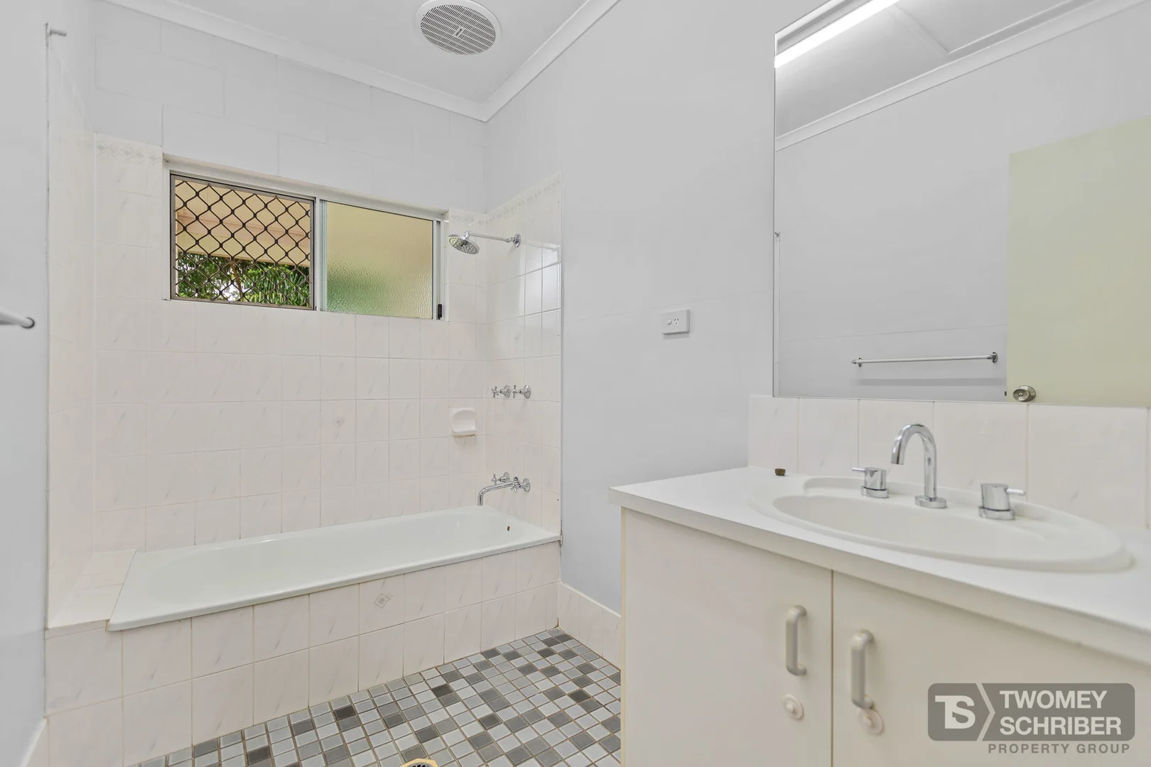 Additional image 10 of 9 Benn Street, Brinsmead QLD 4870