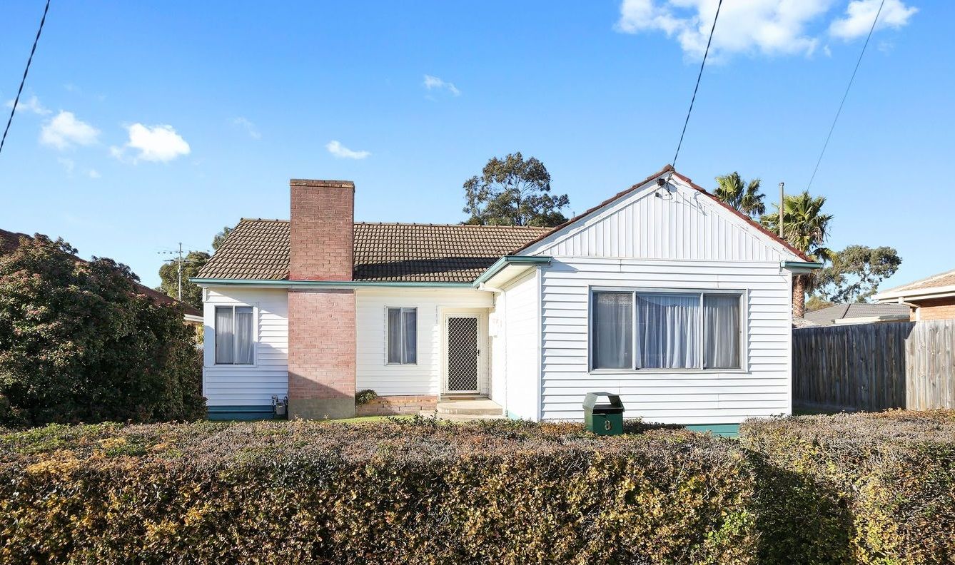 3 bedrooms House in 8 Jasmine Street BELL PARK VIC, 3215