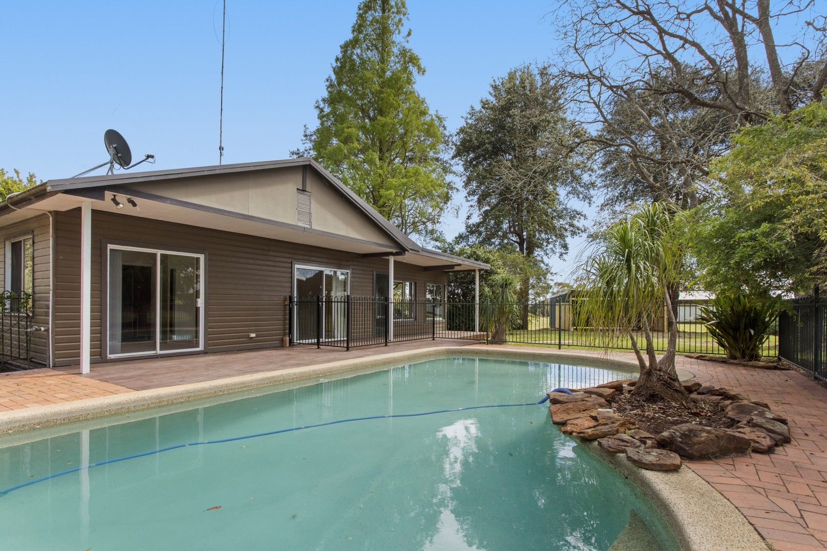 5 bedrooms House in 26a Collins Avenue KULNURA NSW, 2250