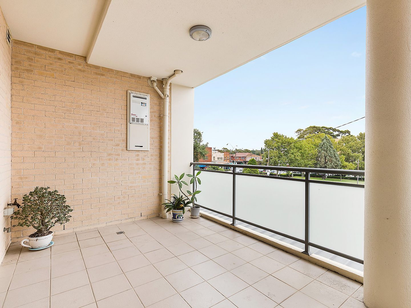 305/2a Sarsfield Circuit, Bexley North NSW 2207, Image 2