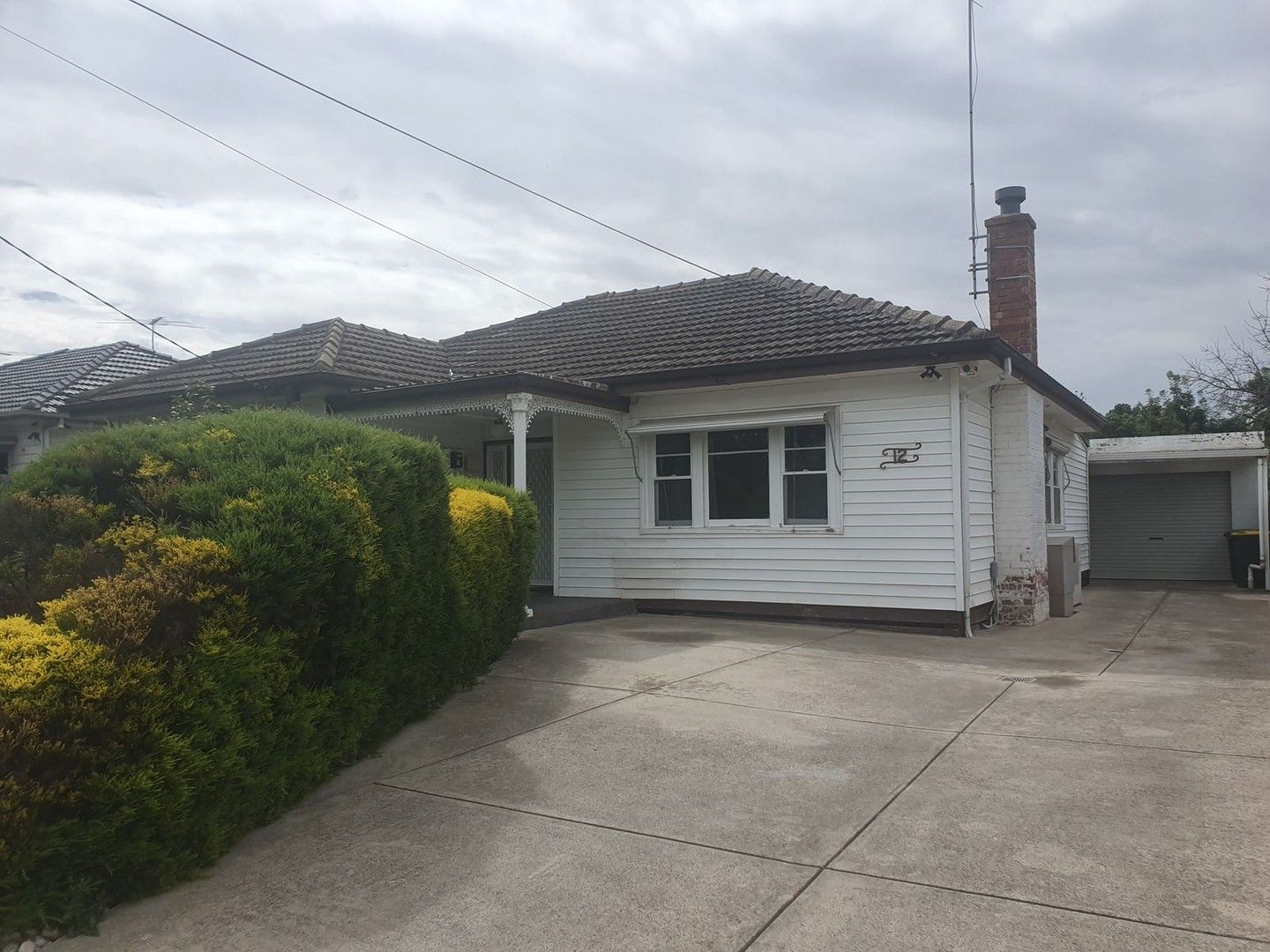 4 bedrooms House in 12 Bardsley Street SUNSHINE WEST VIC, 3020