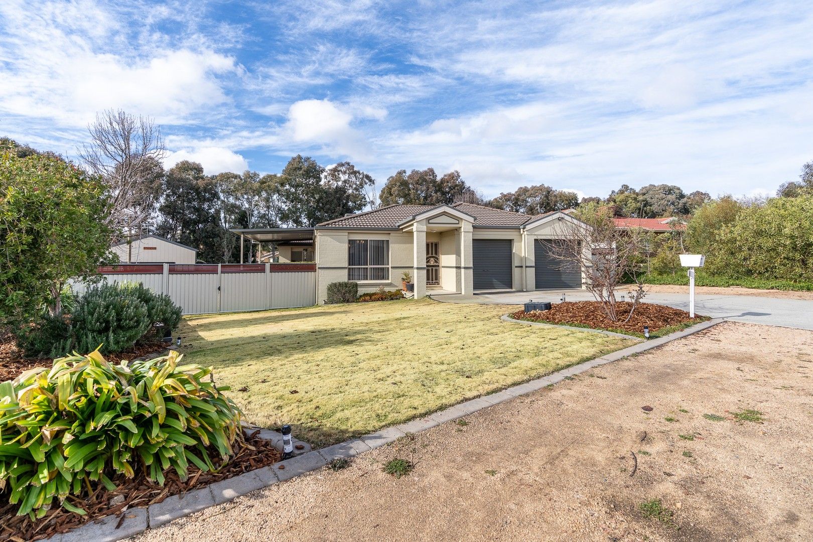 6 Elouera Court, Jerrabomberra NSW 2619, Image 0