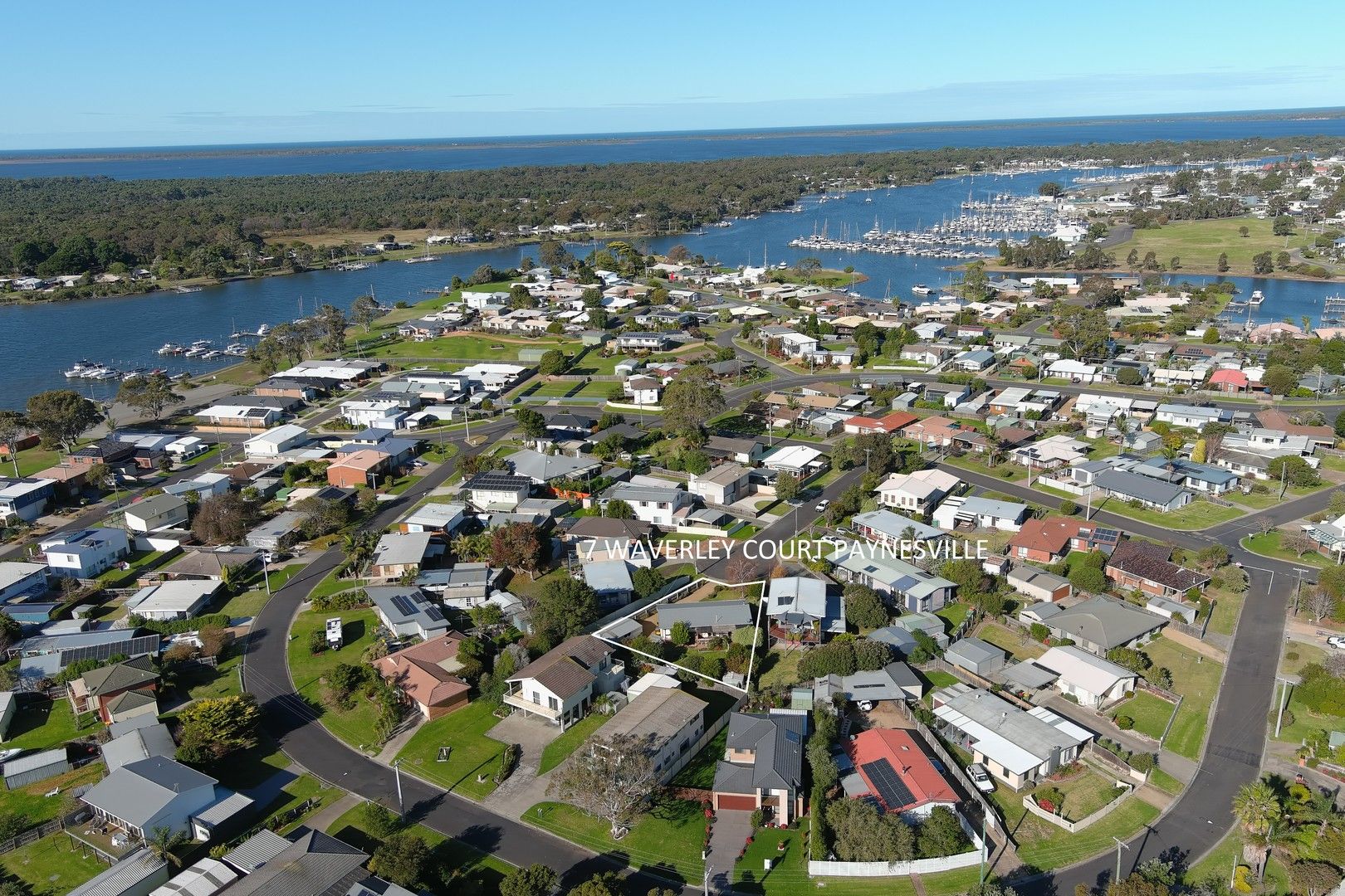 3 bedrooms House in 7 Waverley Court PAYNESVILLE VIC, 3880